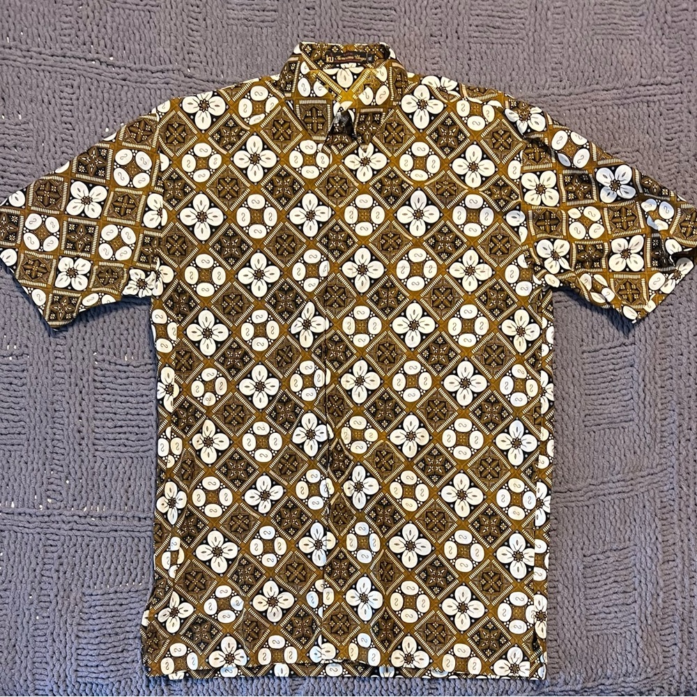 Men’s button up